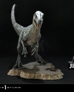 Jurassic World: Fallen Kingdom Prime Collectibles socha 1/10 Delta 17 cm